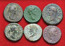 Lotto di sei bronzi romani ... 