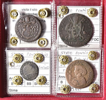 Lotto di quattro monete papali tra ... 