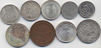 Lotto di nove monete come da foto