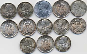 Lotto di 13 monete del Vaticano ... 