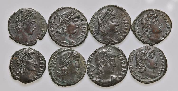 Lotto di otto bronzi romani da ... 