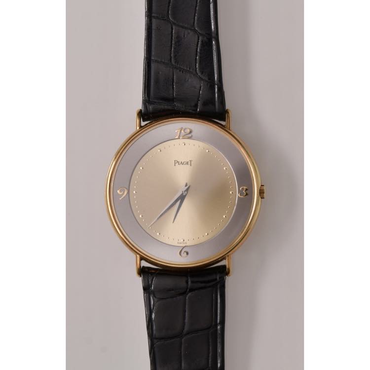 PIAGET Referenza 2642 Classic. ... 