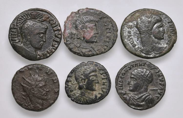 Lotto di sei bronzetti romani