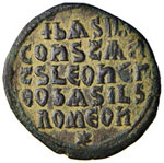 Basilio I (867-886) Follis - Busti degli ... 