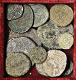 Lotto di 16 bronzi antichi, quasi tutti di ... 