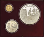 ALBANIA Repubblica (1946-) 100 Leke in oro, ... 