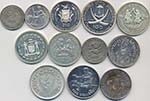 Lotto di 12 monete come da foto: Kiribati, ... 