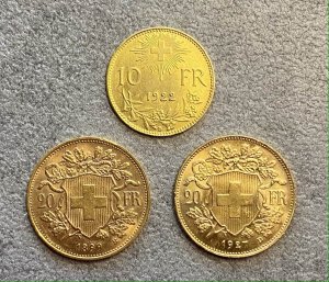 SVIZZERA Lotto di tre monete in oro. Da ... 