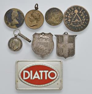 Lotto di 8 medaglie XIX ... 