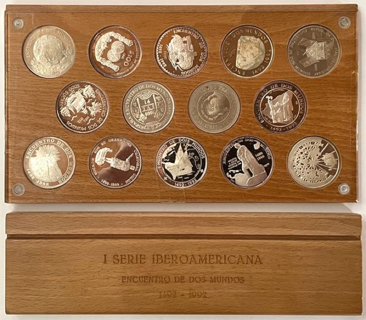 República - Prata - 14 moedas - I ... 