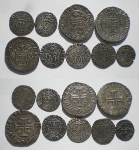 D. João II / D. Manuel I - Lote (9 moedas) ... 