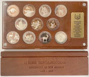 República - Prata - 11 moedas e 1 medalha ... 