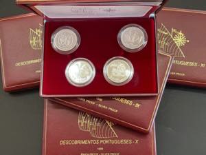 República - Prata - 44 moedas - ... 