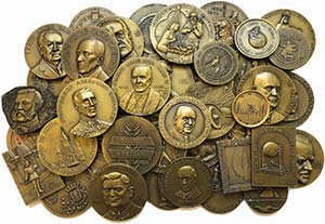 Medals - Lot (43 Medals) - Escultor Baltazar ... 