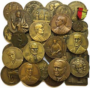 Medals - Lot (38 Medals) - Escultor Vasco da ... 