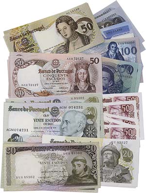 Paper Money - Portugal - Lot (50 Banknotes) ... 