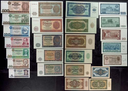 Collections of Paper Money Lot ... 