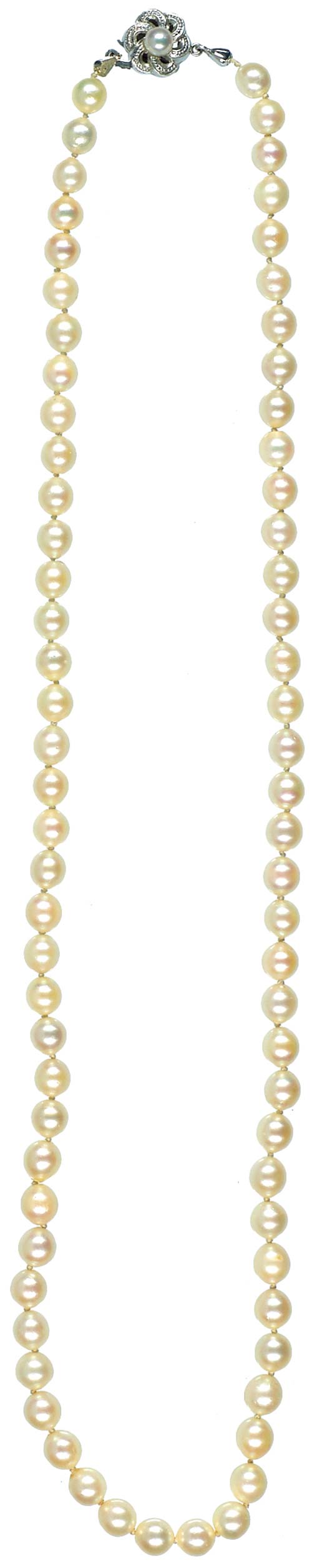 Necklaces Cultured pearl chain. ... 
