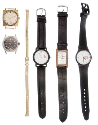 Various Wristwatches for Men Mixed ... 