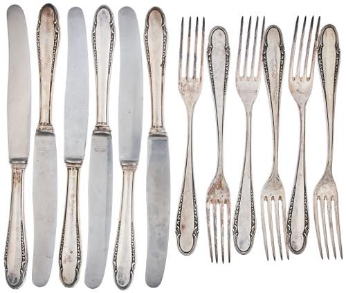 Silverware Set composed of six ... 