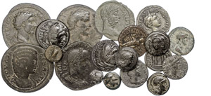 Lots and collections of antique coins  Roman ... 