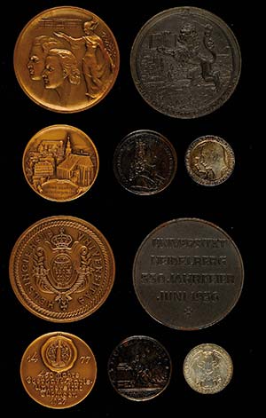 Medallions foreign after 1900 Small lot ... 