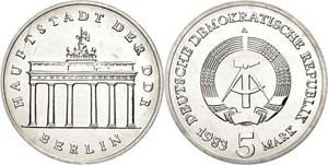 GDR 5 Mark, 1983, Brandenburger Tor, issue ... 
