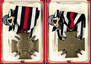 Honor cross for front-line soldier with ... 