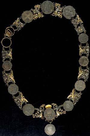 Silver dignitary - chain with two clasps, in ... 