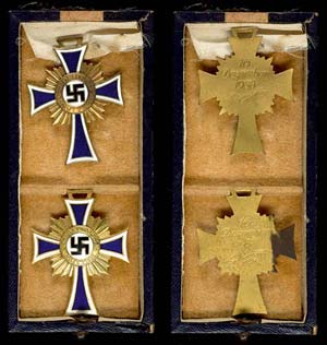 Third Reich Civil Decorations 2x cross of ... 