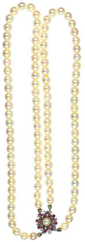 Necklaces Two-rowed cultured pearl necklace. ... 