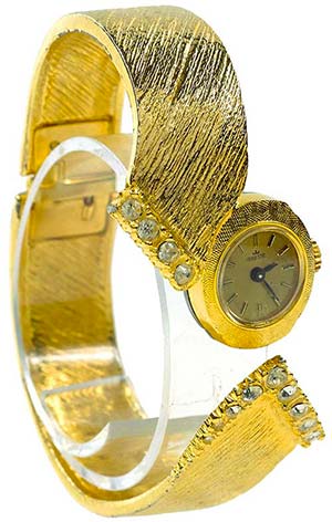 Various Wristwatches for Women Extravagant ... 
