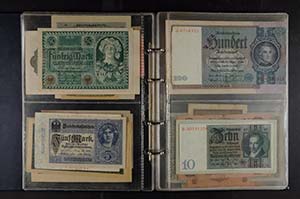 Collections of Paper Money Small ... 