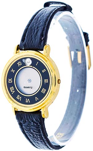 Various Wristwatches for Women Dainty L. C. ... 
