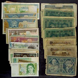 Sammlungen Papiergeld Lot von 41 Banknoten ... 
