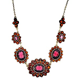 Necklaces Decorative garnet necklace ... 