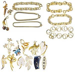 Various Jewellery Mixed lot composed of six ... 