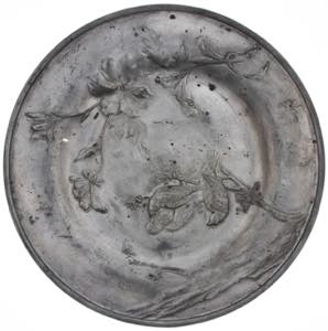 Miscellaneous Decorative pewter plate of the ... 