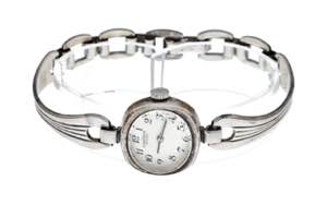 Silver Wristwatches for Women Decorative and ... 