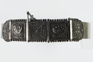 Various Silverobjects Unusually belt with ... 