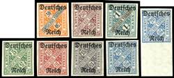 Official stamp German Reich 5 Pfg. To 1 Mk., ... 