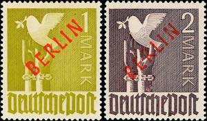 Berlin 2 Pfg to 2 Mark red overprint, in ... 