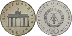 GDR 20 Mark, 1990, Brandenburger Tor, in ... 