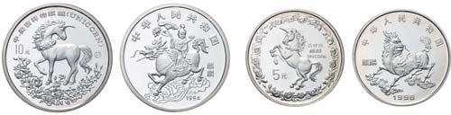 China mit 5 Silbermünzen aus der ... 