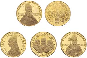 Sammlung von 26 Goldmedaillen Vatikan. Dabei ... 