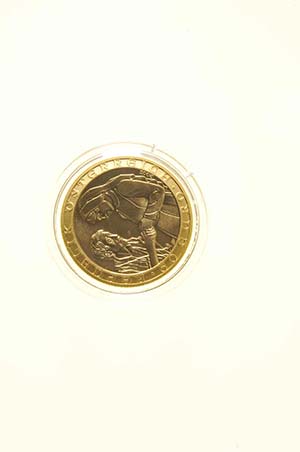 15 Goldmünzen Österreich. Dabei ... 