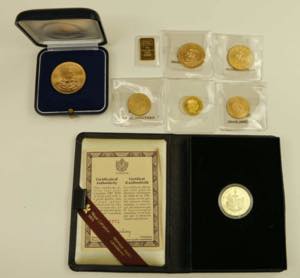 Kleine Partie Goldmünzen alle Welt. Dabei 1 ... 