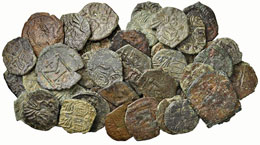 Bizantine - - Lotto di 48 bronzi ... 