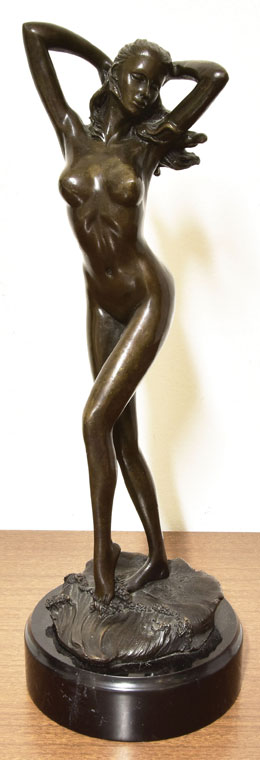 Bronzi - Statua di nudo di donna   ... 