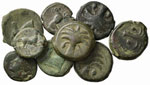 Greche -  - - Lotto di 9 bronzi di area ... 